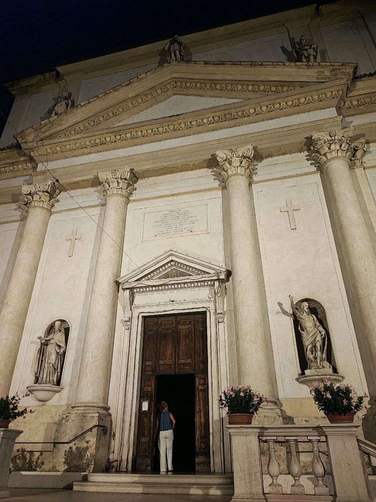 Lazise by night (Lago di Garda )