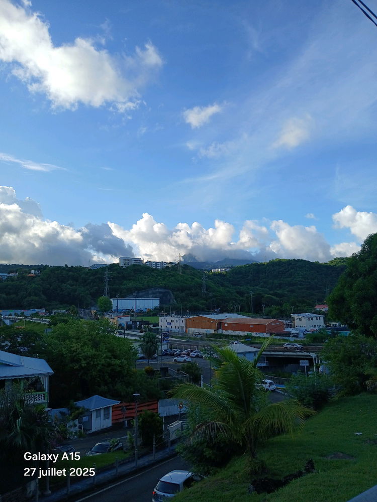 Ma ville natale Schoelcher ! Trop cool ! Madinina french west indies!