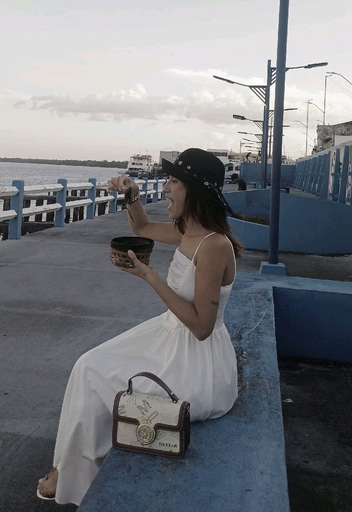Domingo.
