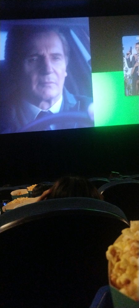 Estando solo solito con mi soledad en el cine