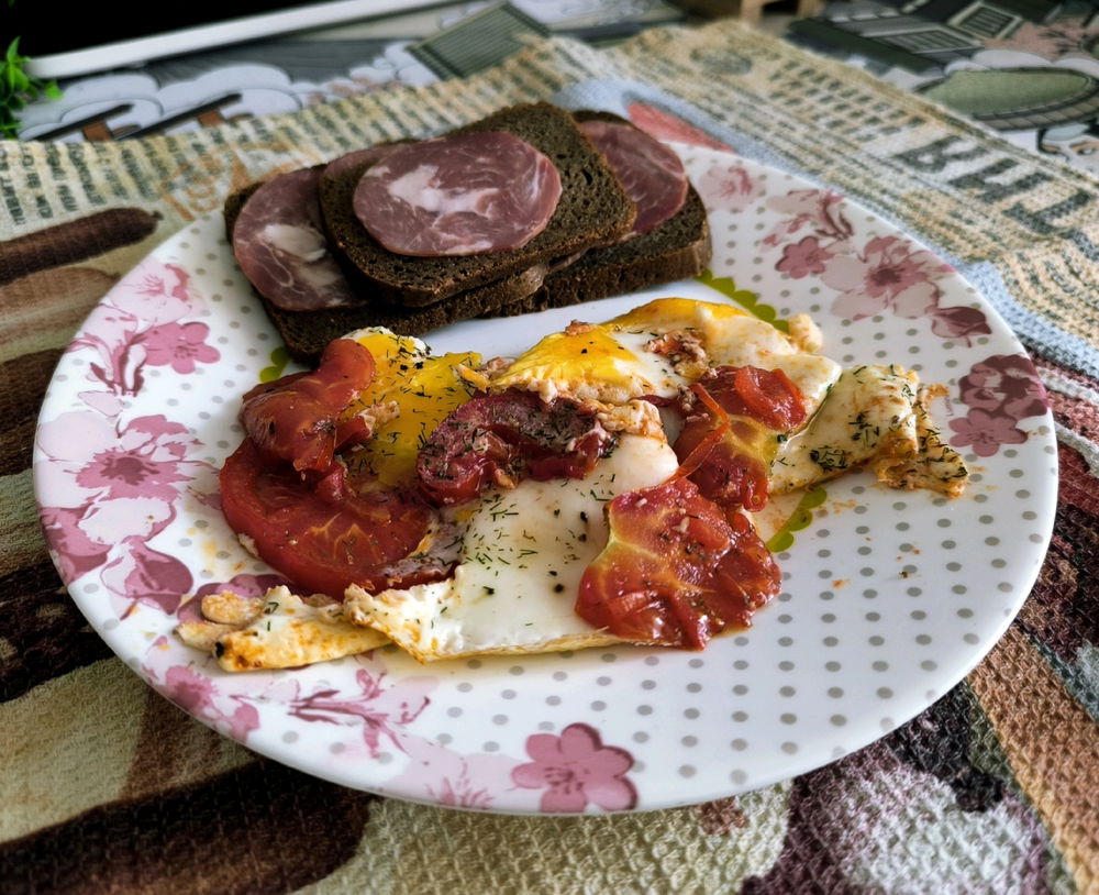 This is my first successful fried egg 🤠