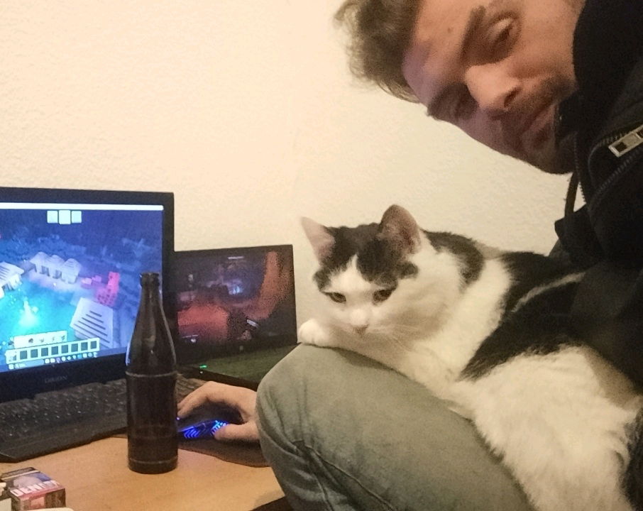 Bierchen, Minecraft und mit meinem Bro den Abend Abklingen lassen 😅