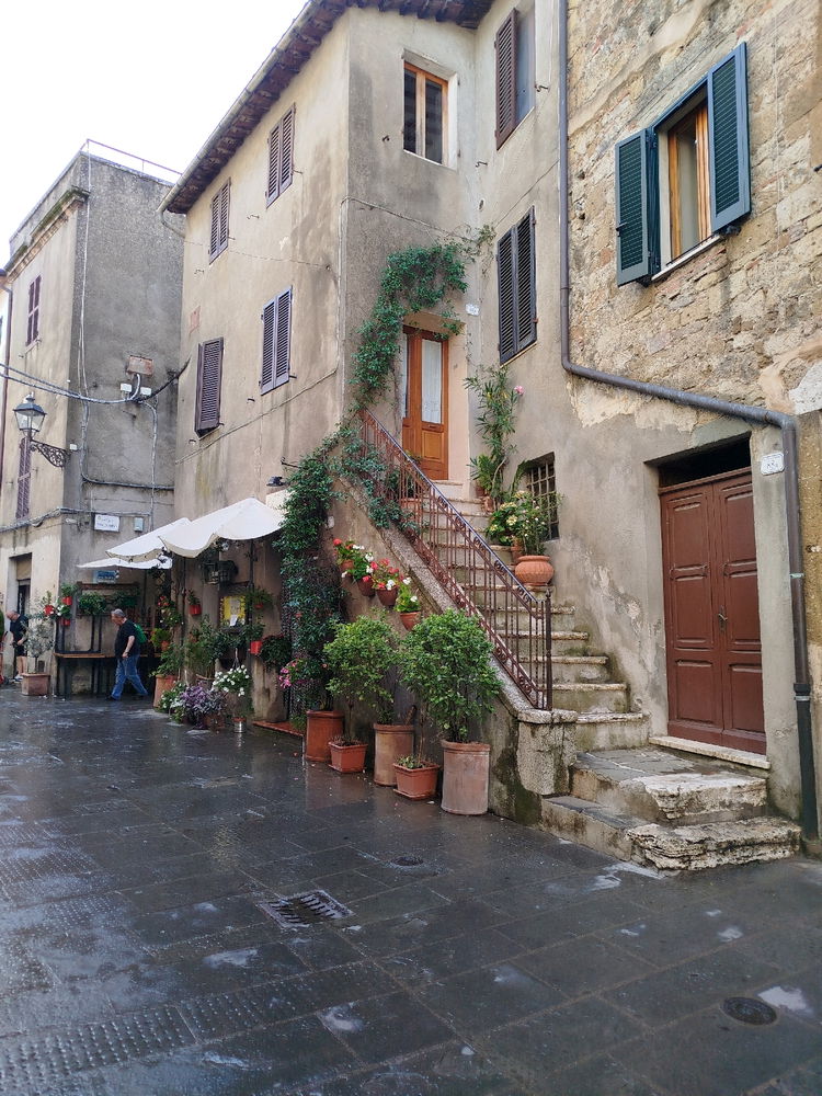 Il paese nel tufo