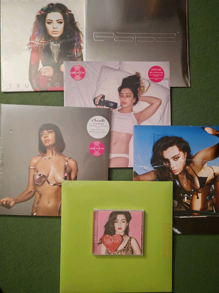 Rajtam kívűl még rajong valaki Charli XCX-ért?