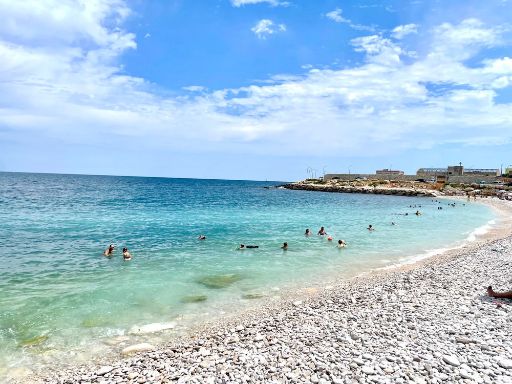 Mi trovo a Bisceglie sarò qua 7 giorni