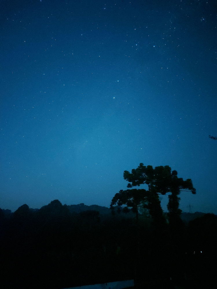 Foto da estrelas, feitas com um celular simples
