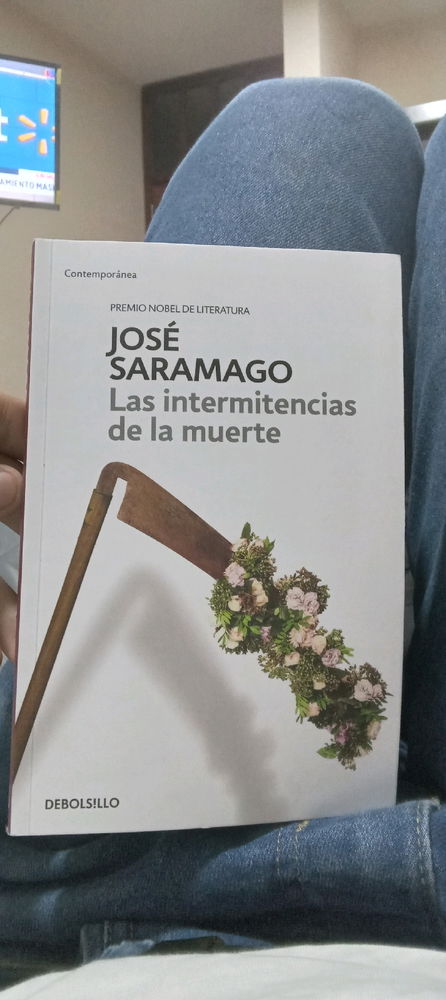 Las personas dejan de morir y...
