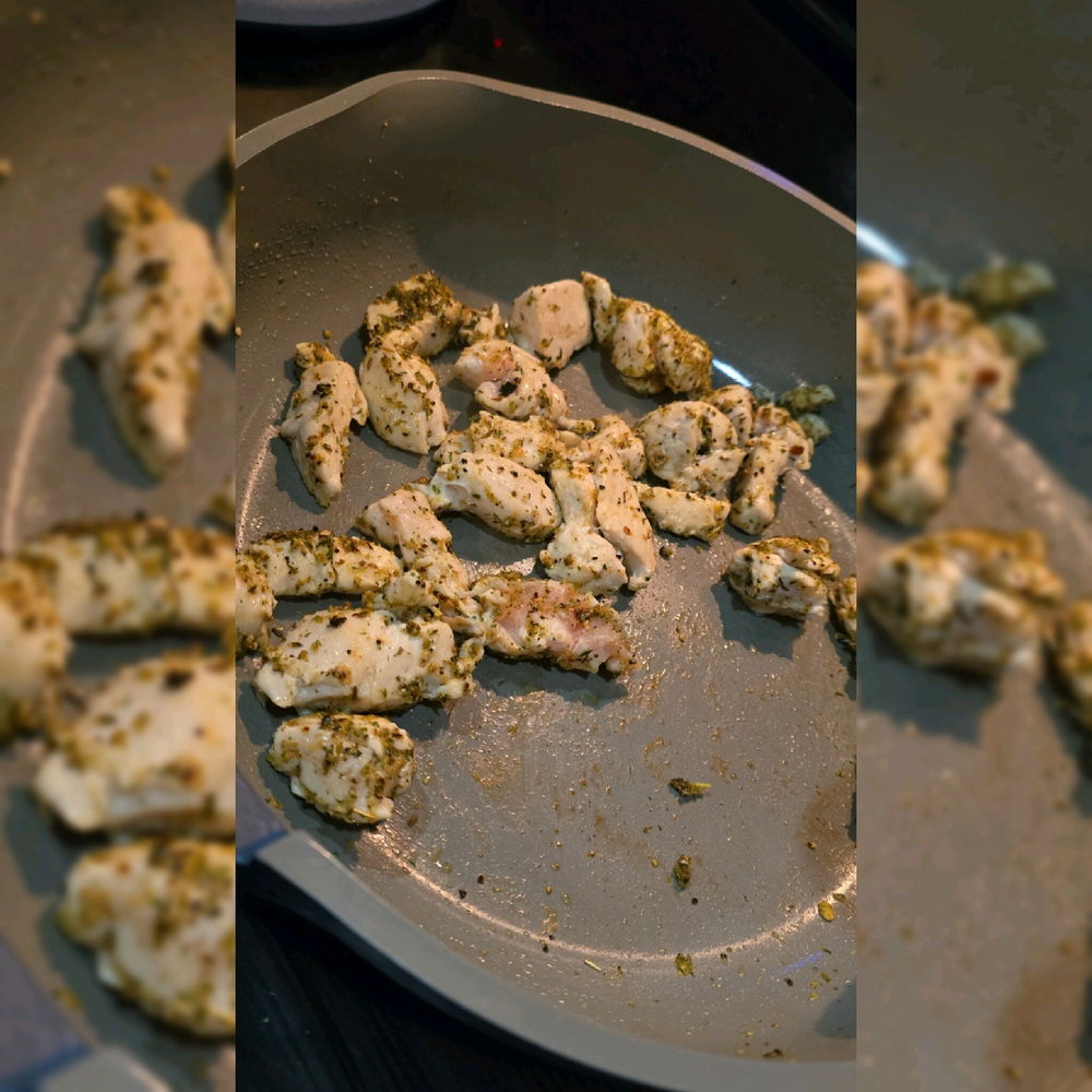 Late Dinner No. 209-25