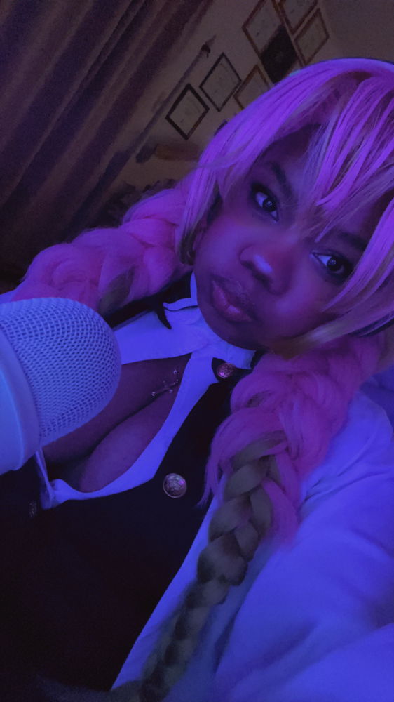 streaming and cosplay !