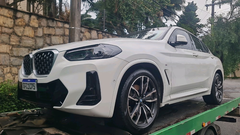 X4