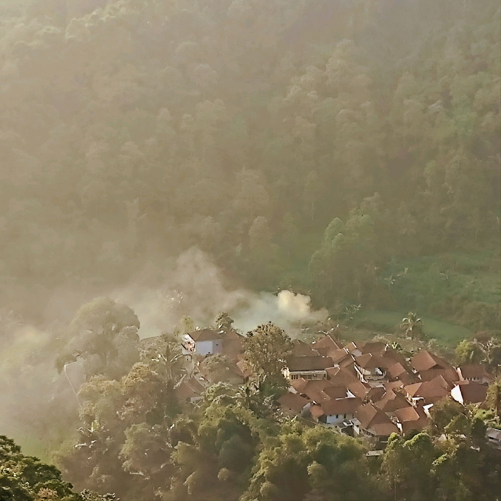 Dusun di lembah