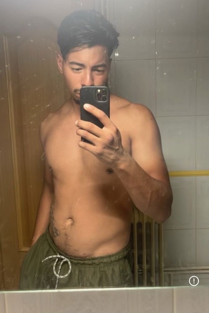🎣