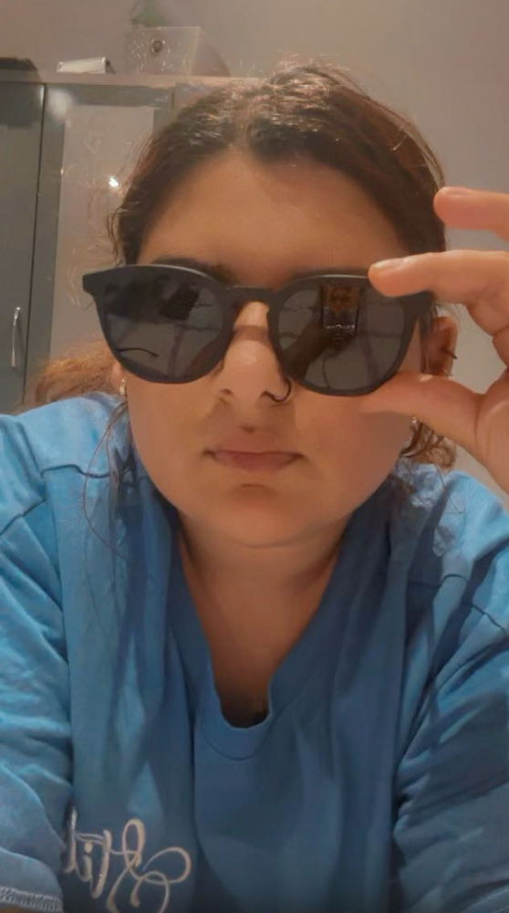 Virgo slay who wearing sunglasses