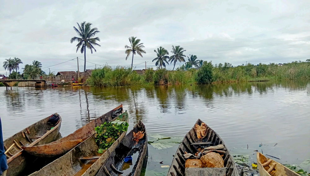 Mon village d'origine. On est à Madagascar.
Bonne journée!