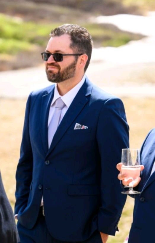 Why do I look like a TV villain!?
