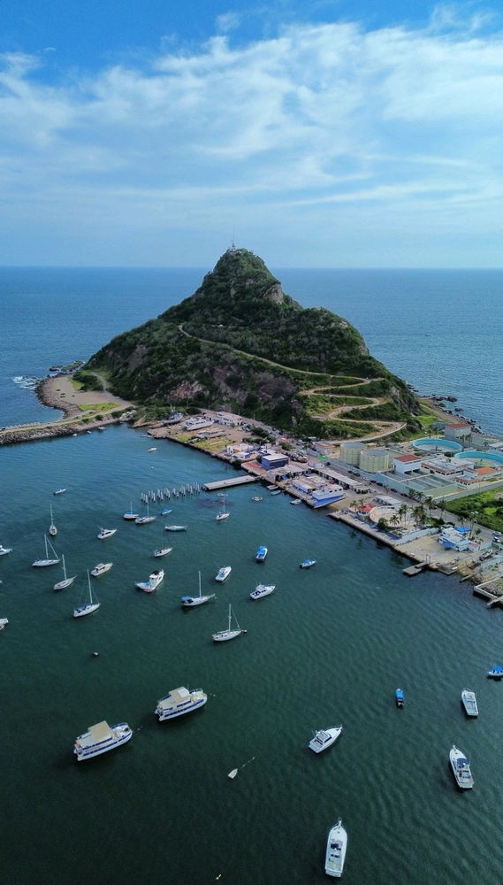 Hoy toco ir al faro mazatlán