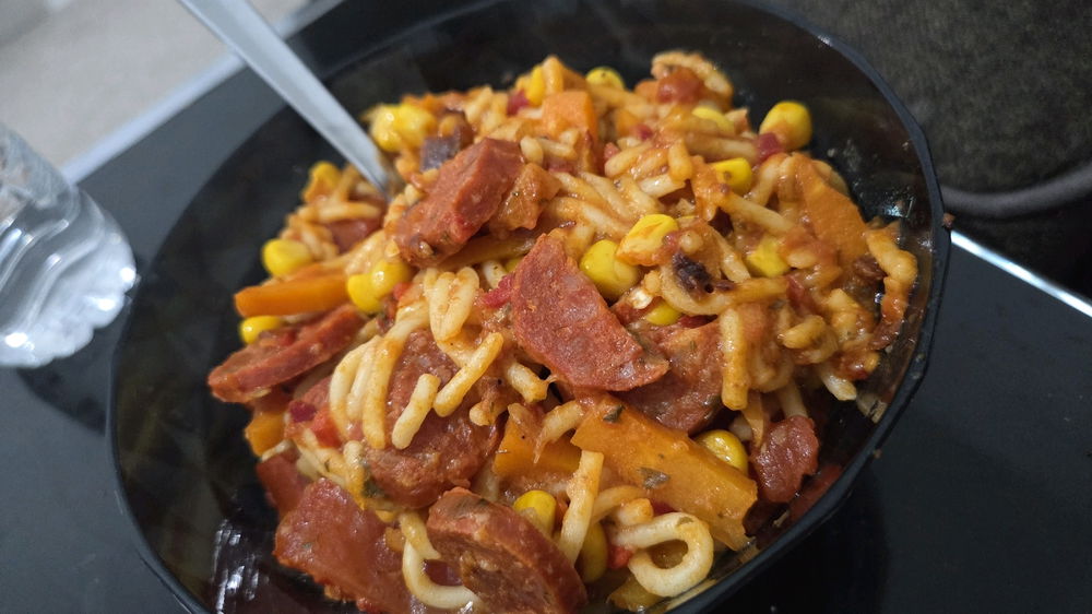 Chorizo and tomato pasta