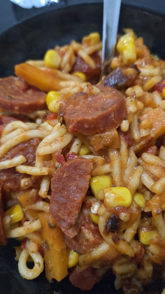 Chorizo and tomato pasta