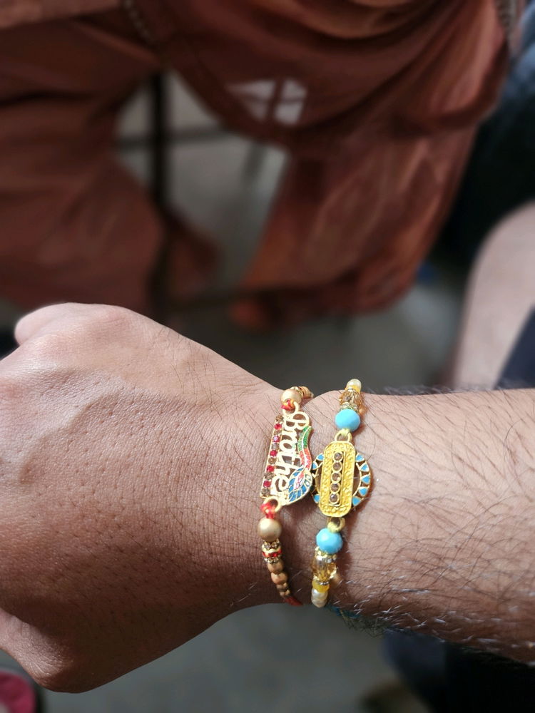 Or koi lootna chahega#still hands available