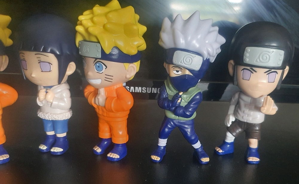 Figurines