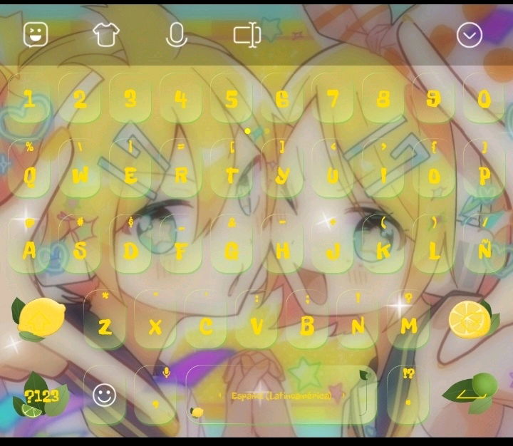 Hay algo más otaku que mi teclado? Xd jsjs a ver sus teclados 👀